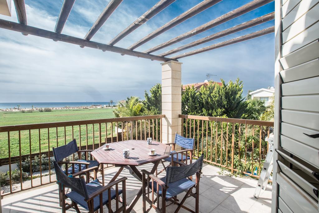 أيا نابا Sunny Coast Villa المظهر الخارجي الصورة