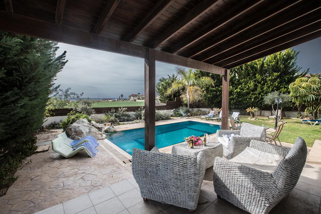 أيا نابا Sunny Coast Villa المظهر الخارجي الصورة