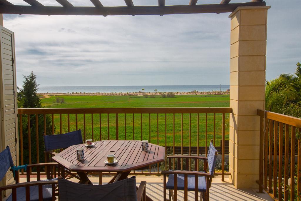 أيا نابا Sunny Coast Villa المظهر الخارجي الصورة