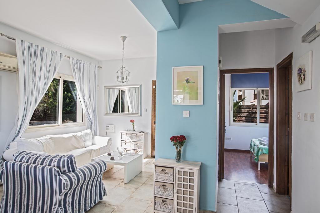 أيا نابا Sunny Coast Villa المظهر الخارجي الصورة