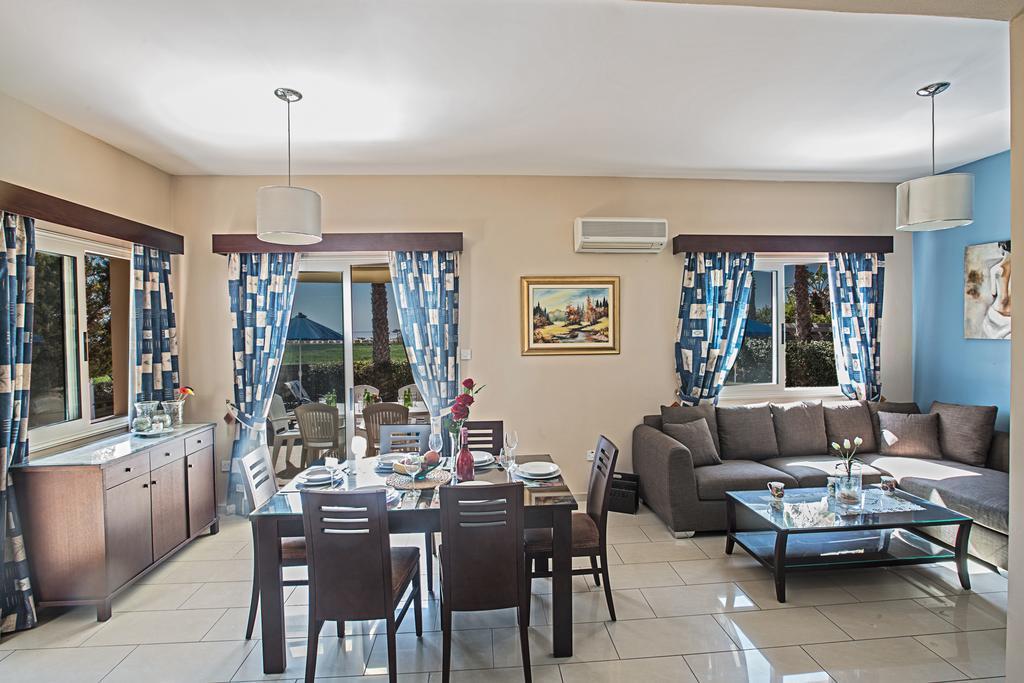 أيا نابا Sunny Coast Villa المظهر الخارجي الصورة
