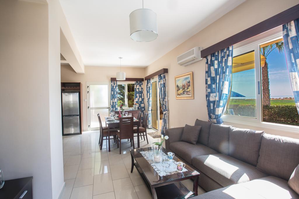 أيا نابا Sunny Coast Villa المظهر الخارجي الصورة