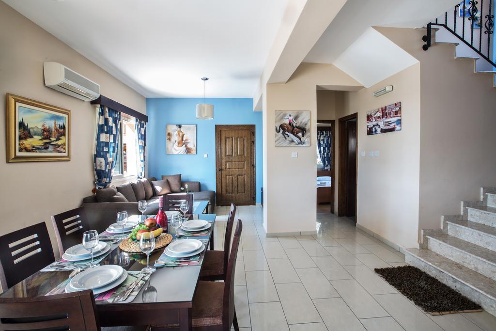 أيا نابا Sunny Coast Villa المظهر الخارجي الصورة