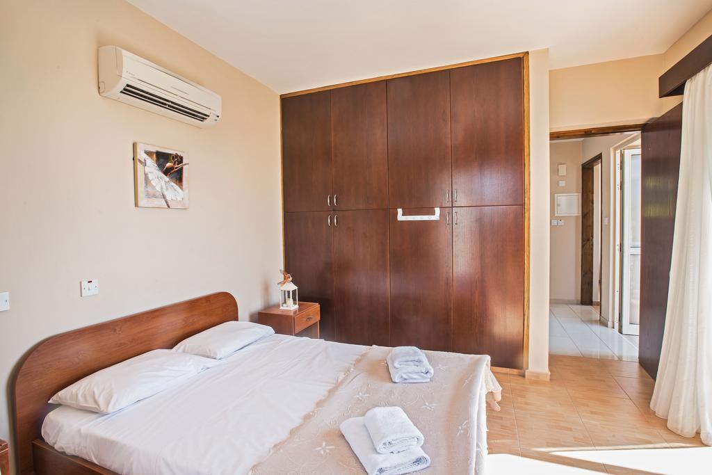 أيا نابا Sunny Coast Villa المظهر الخارجي الصورة
